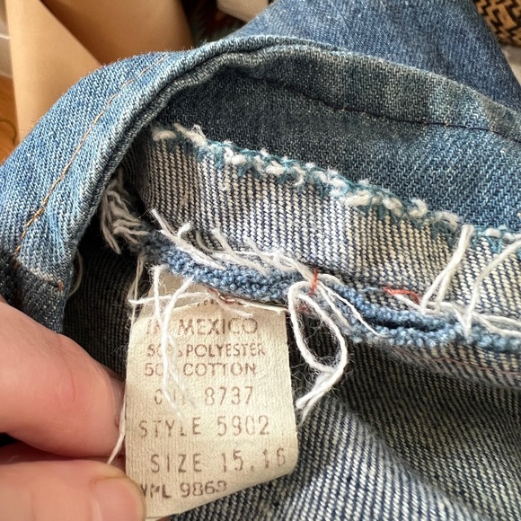 70s Vintage High Waisted Wide Leg Denim Jeans - Picture 6 of 9